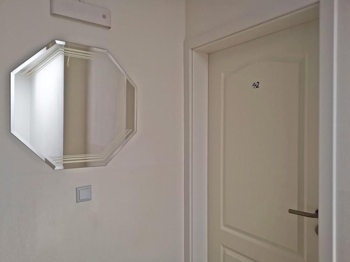 Musashi Apartment 1 Weimar  Bagian luar foto