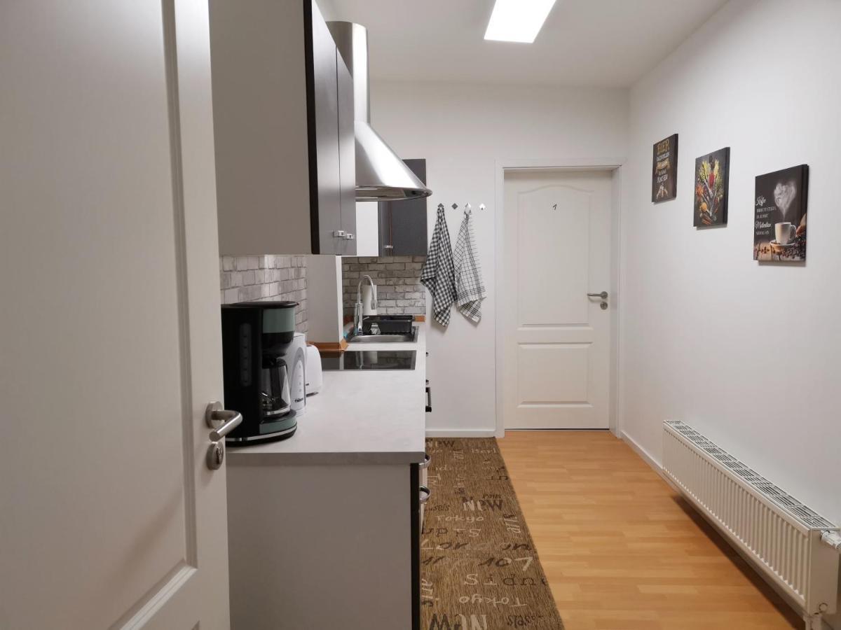 Musashi Apartment 1 Weimar  Bagian luar foto