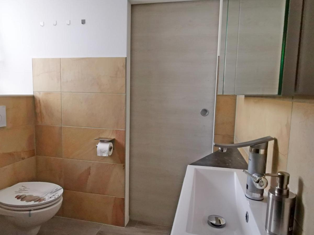 Musashi Apartment 1 Weimar  Bagian luar foto